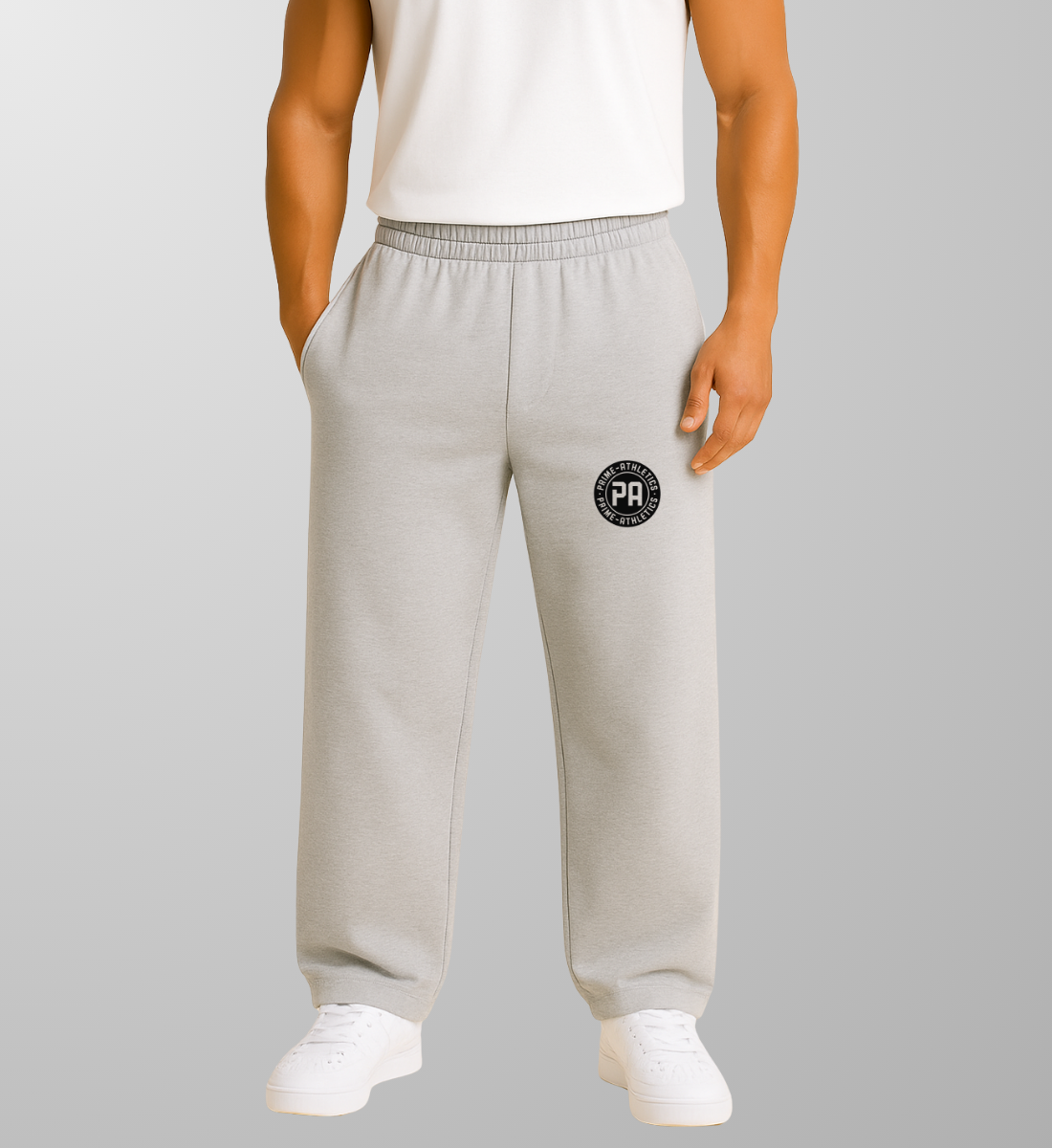 PRIME-ATHLETICS - Oversized Jogginghose PA Logo | Grau